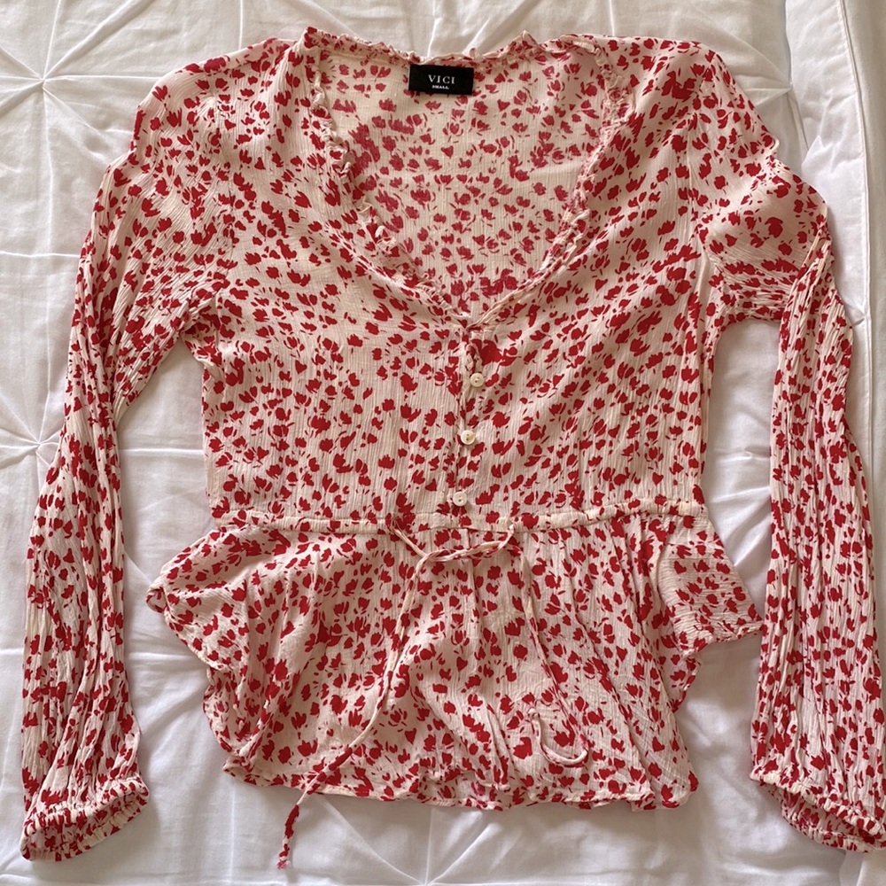 White/red long sleeve floral blouse